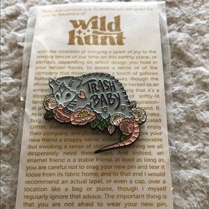 FERAL POSSUM PIN KITSCH🪵🐾